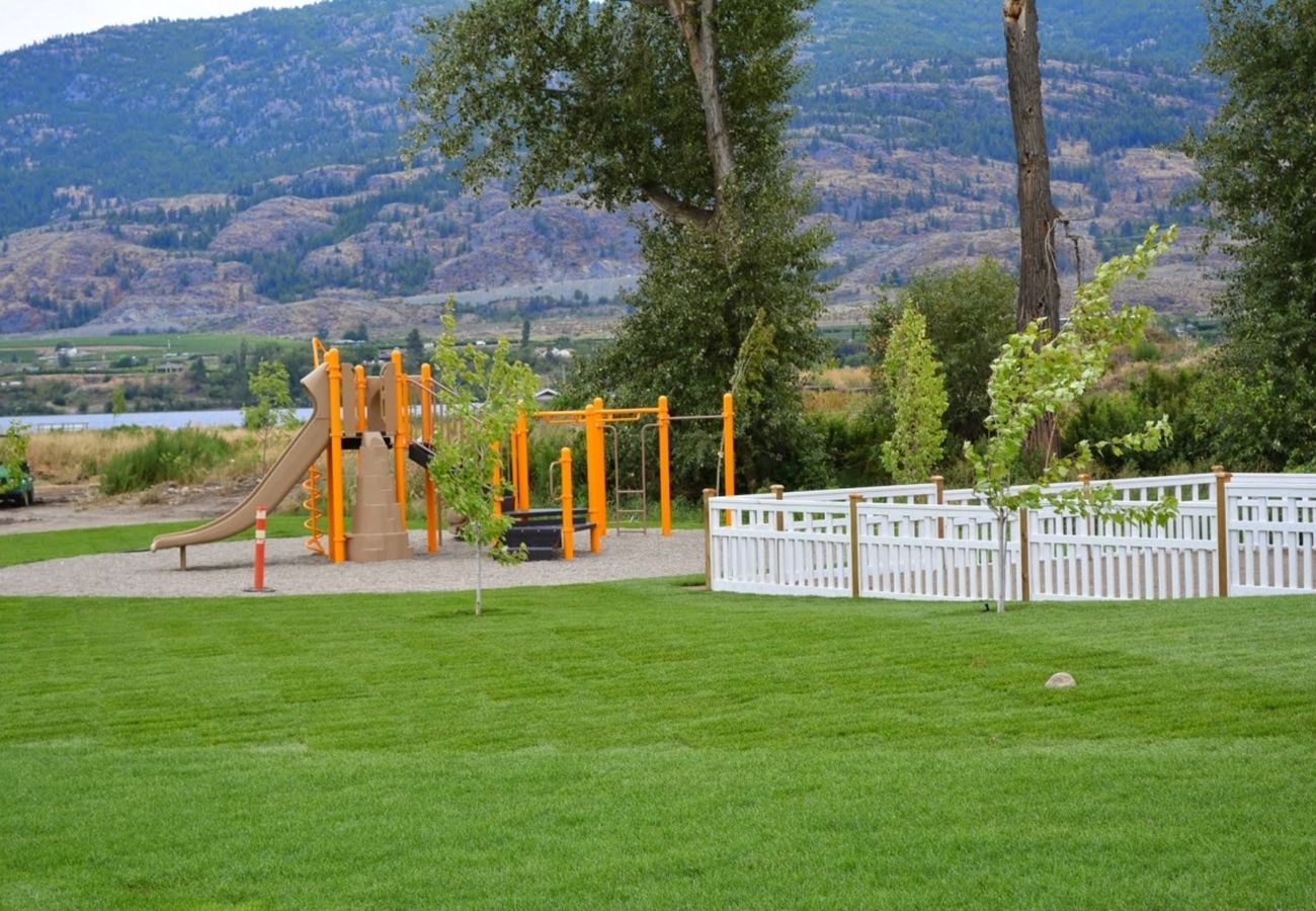 House in Osoyoos - Tinhorn Meadow Cottage-Walk to the pool #20