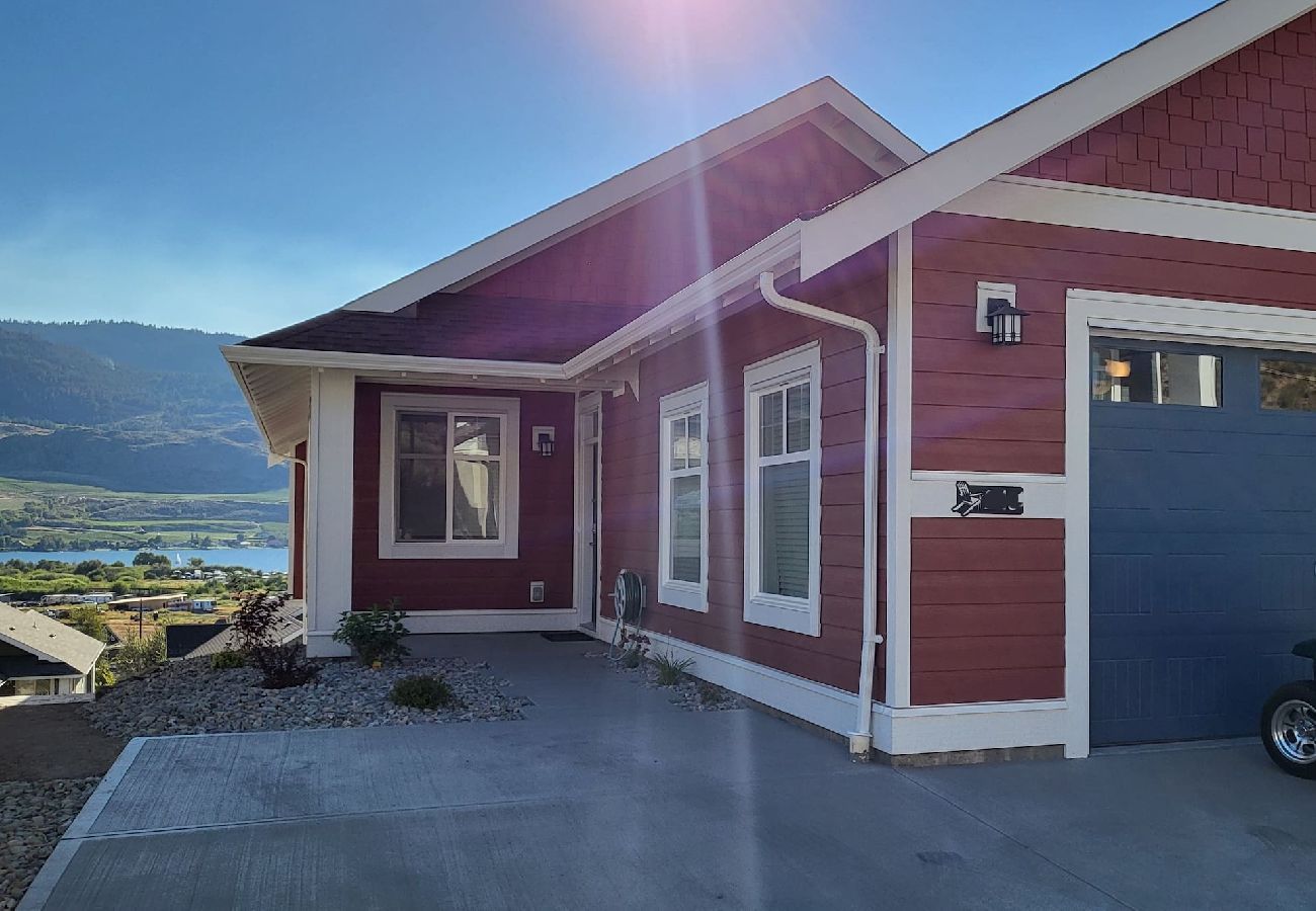 House in Osoyoos - Beachview Cottage with golf cart - 243 