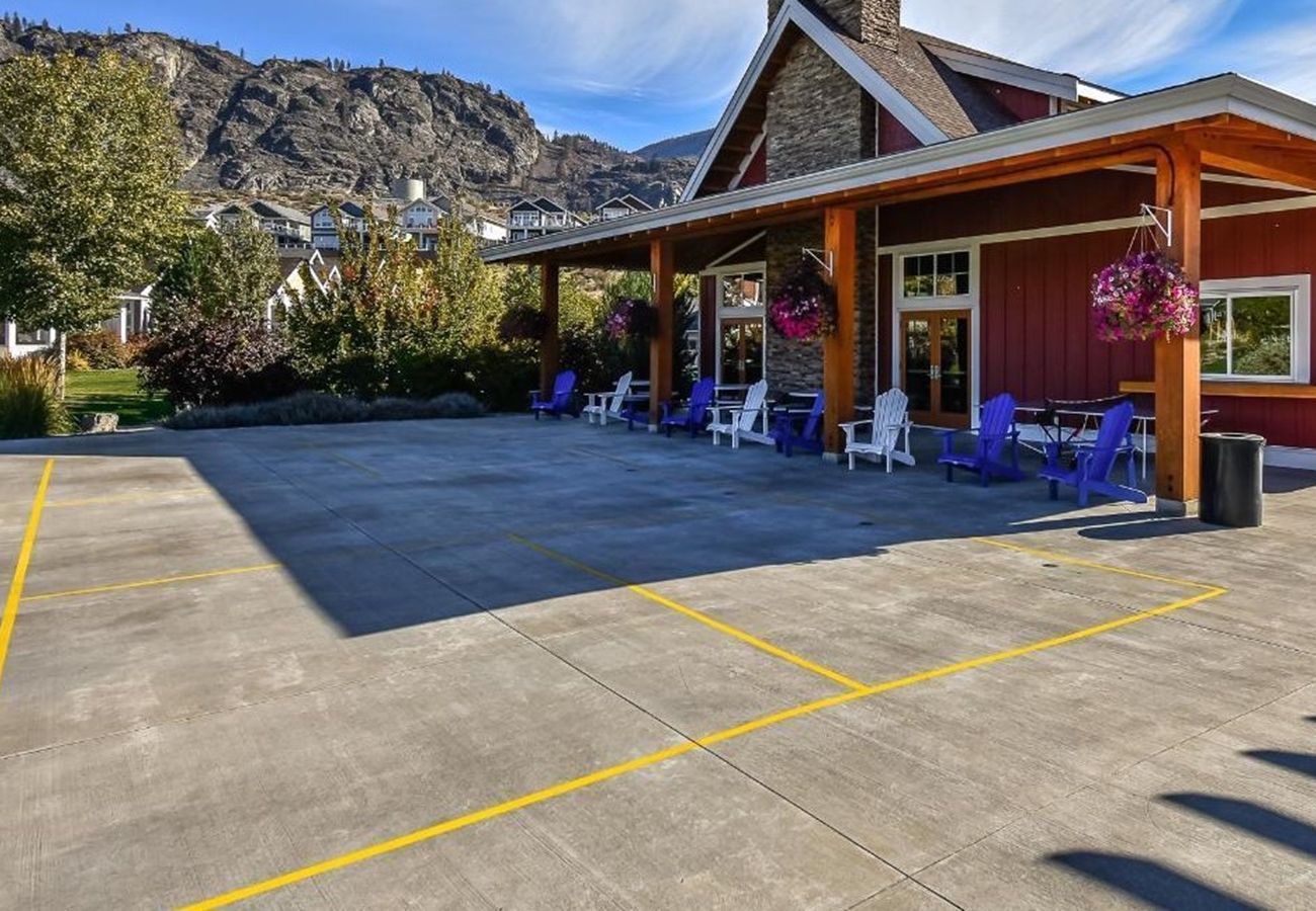 House in Osoyoos - Beachview Cottage with golf cart - 243 